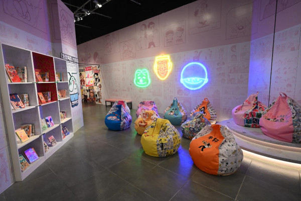 「漫眾同樂—幽默港漫格格趣」展覽在香港文化博物館舉行。