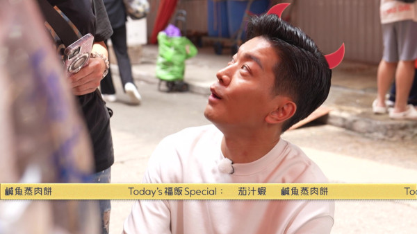 黎諾懿做兩餸飯店員展現驚人記憶力 親自下廚煮50份飯盒派贈有需要街坊 