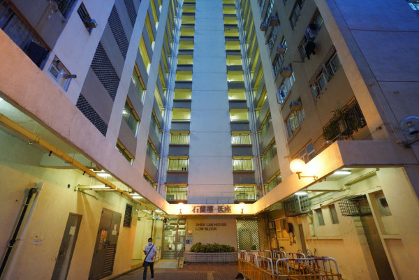 全港最差公屋係荃灣？市民激辯「不知幾方便」呢2條屋邨仲衰