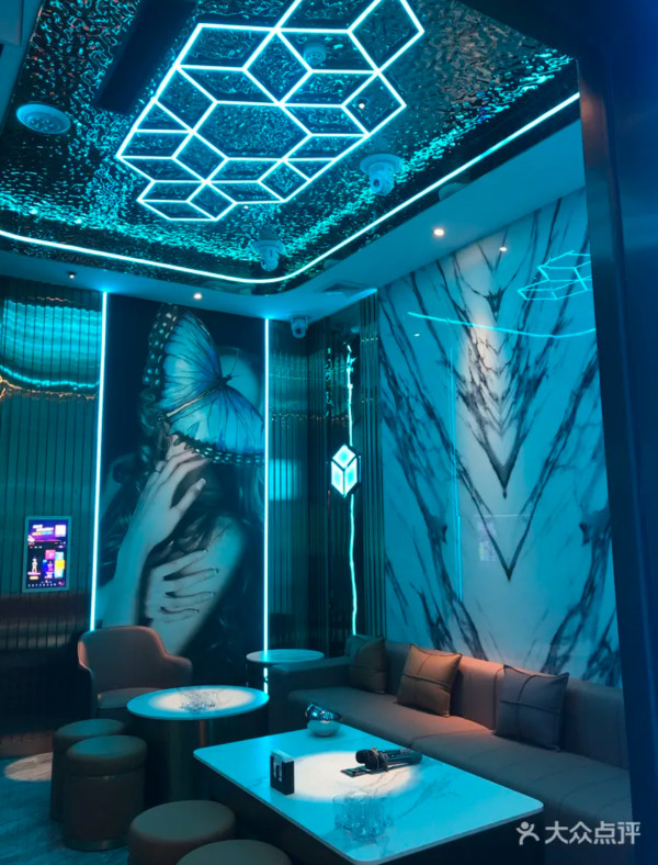 珠海KTV｜珠海8大唱K/打卡派對房推介！拱北口岸步行直達 人均唱足7小時！ 