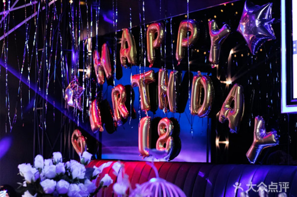 珠海KTV｜珠海8大唱K/打卡派對房推介！拱北口岸步行直達 人均唱足7小時！ 