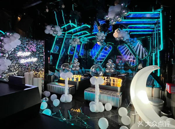 珠海KTV｜珠海8大唱K/打卡派對房推介！拱北口岸步行直達 人均唱足7小時！ 