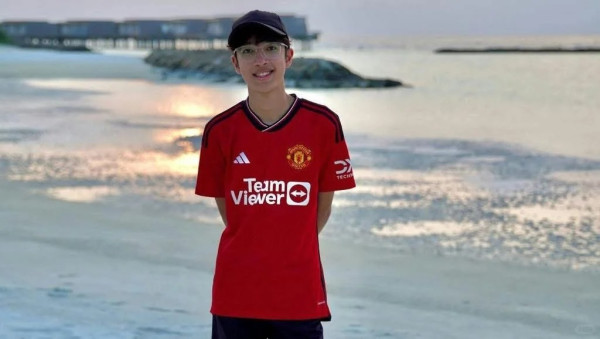 李克勤17歲大仔正面曝光！被指撞樣李治廷高大有型！擁有超強學歷背景獲紐約名校率先取錄