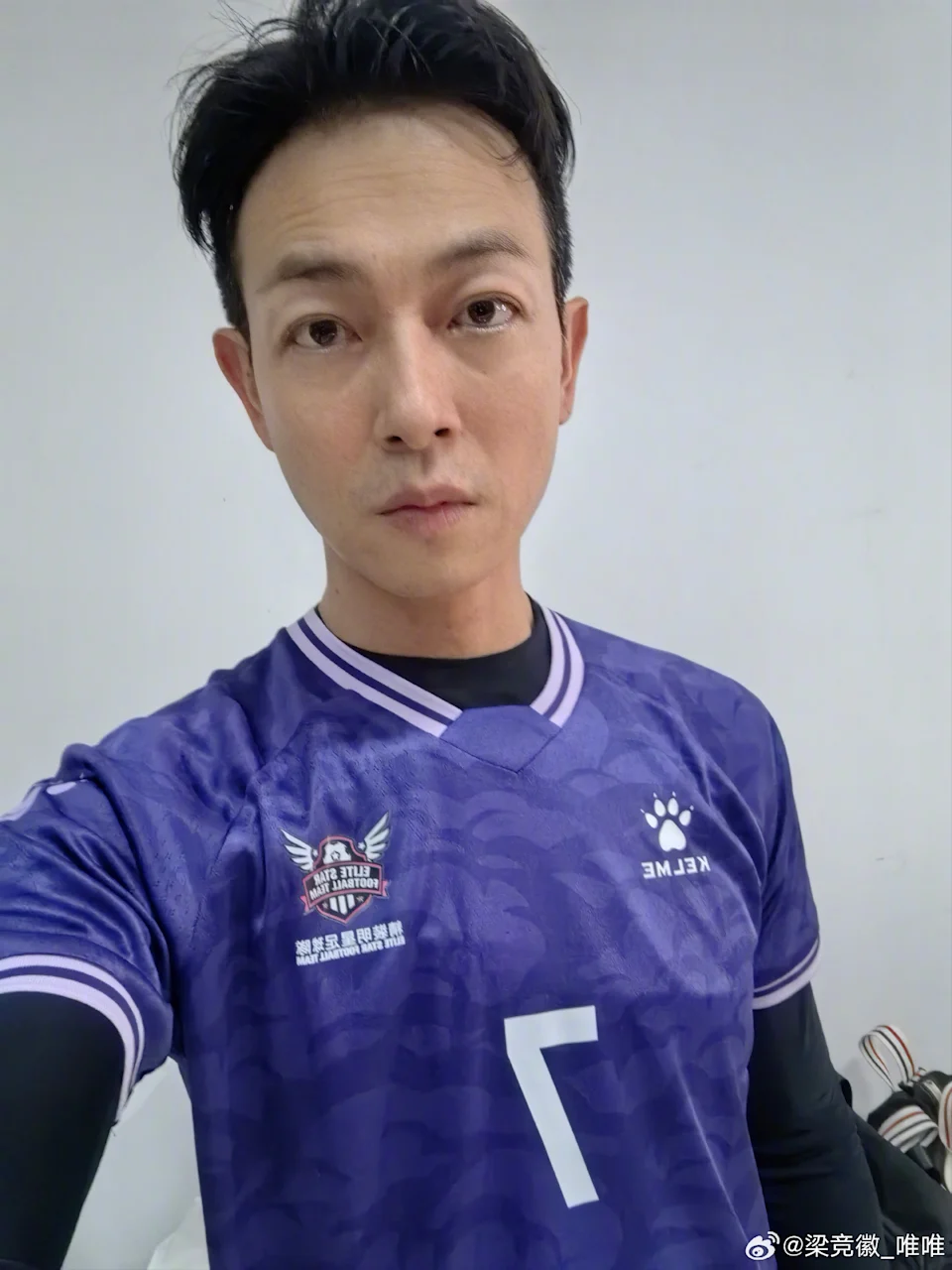 前TVB小生傳出財困？自爆公司周轉不靈要問朋友借22萬應急？網友嘆風光不再：明星都淪落到咁