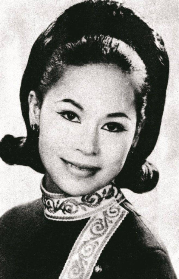 94歲黃夏蕙老年歷盡坎坷？2原因由闊太變基層 住160呎過渡屋僅靠老人金過活... 