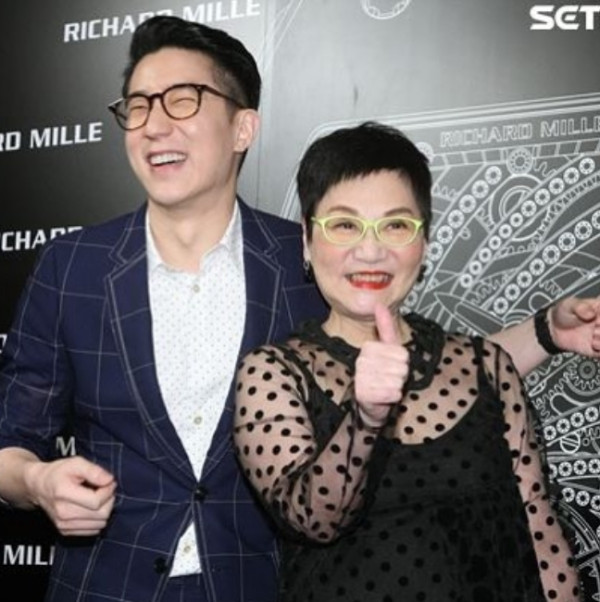 房祖名42歲近況曝光髮線後移被指老過成龍！去年曾推新歌MV藏一細節疑計劃復出！