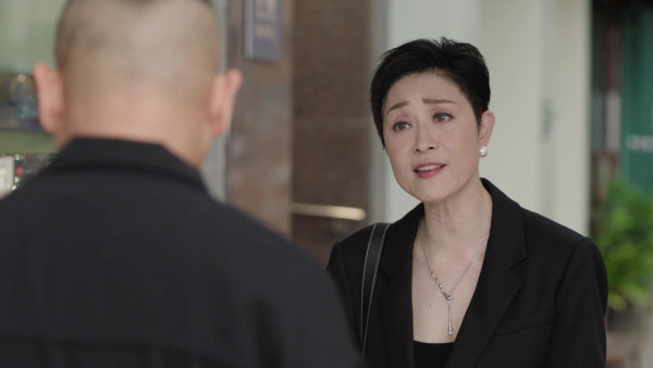 刑偵12｜陳法蓉長髮Look翻Hit一樣靚爆鏡 演家姐角色親揭與林保怡不演情侶之謎