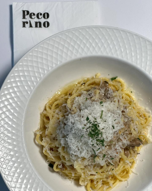 Mikiki餐廳|新蒲崗Mikiki餐廳8間推介 脆皮鹹豬手/岩盤燒牛扒/韓式石鍋飯/牛角燒肉