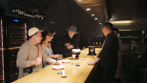 農夫《旅行最緊要近》每集行程懶人包 高鐵沿線拓展「一小時生活圈」 覓日泰平替