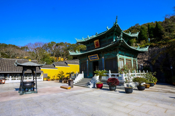 「百億新抱」吳千語現身求子聖地普陀山！婚後一年半常惹懷孕疑雲 