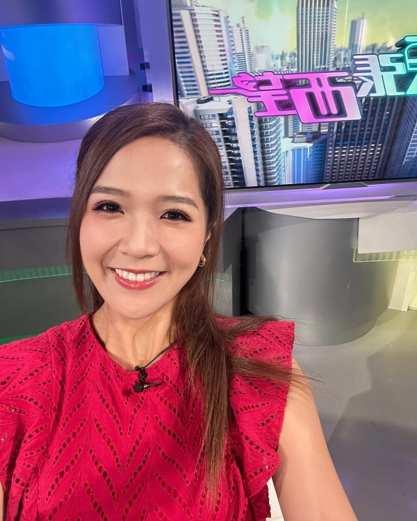 女神配對計劃｜「東張女神」梁敏巧是誰？34D導彈級巨胸上位現實中多才多藝