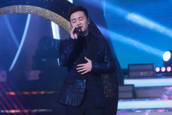 中年好聲音321經典大戰｜黃博「女扮男裝」跳辣身舞 羅啟豪譚輝智李金凱獲周國豐大讚