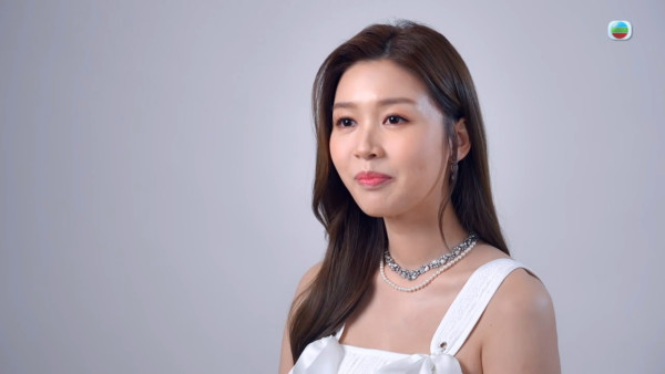女神配對計劃｜31歲TVB男藝人曾經想追李芷晴 送素描畫唔敢表白：「我估佢有男朋友」