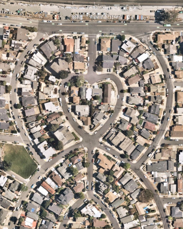 持續12年每日記錄驚豔眼球！攝影師用鳥瞰圖揭示世界各地建築美學 