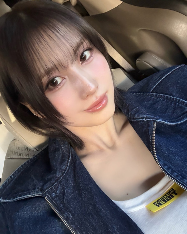 超短髮型推薦3.一刀切精靈短髮 - Momo@TWICE