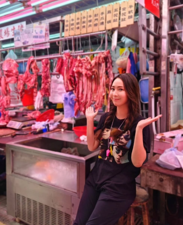 前TVB女藝人離巢後現身街市斬豬肉？坦言30幾歲先重頭學起唔容易！