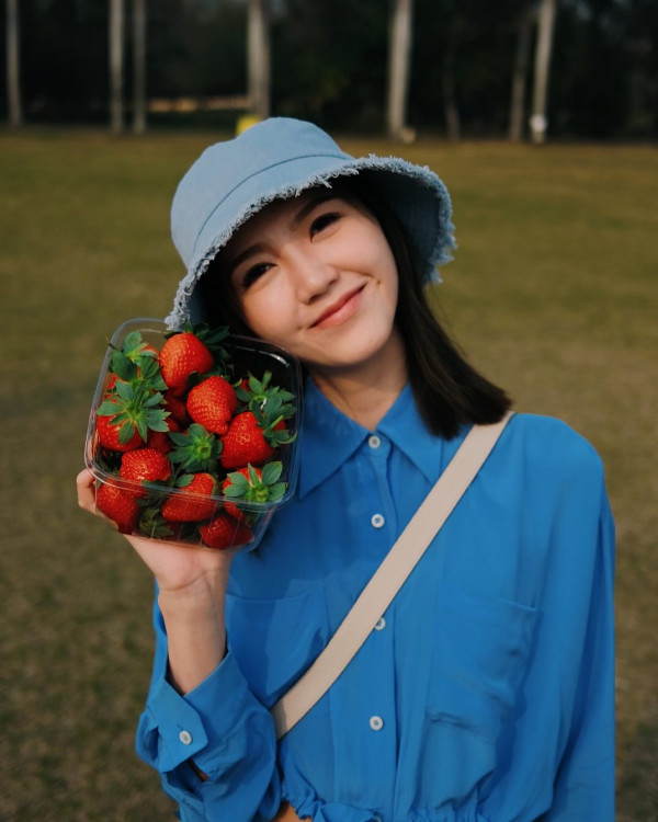 吳若希素顏被粉絲野生捕獲揭真實人品 態度反應惹熱議：好似好巴閉咁！
