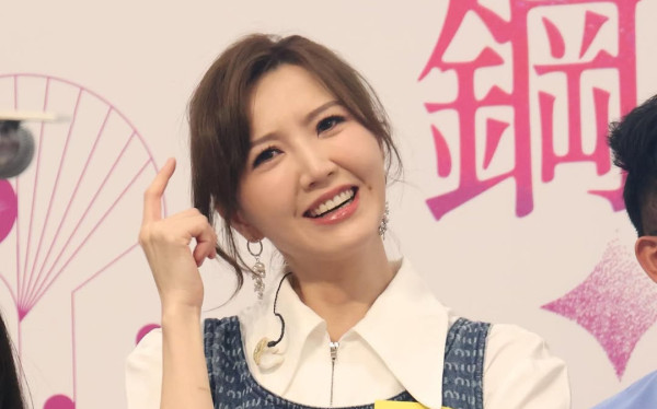 吳若希素顏被粉絲野生捕獲揭真實人品 態度反應惹熱議：好似好巴閉咁！