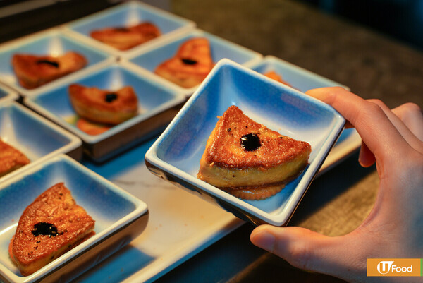 沙田帝逸酒店九巴懷舊主題自助餐   任食生蠔／蒸海鮮／九巴造型甜品