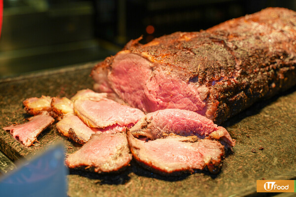 沙田帝逸酒店九巴懷舊主題自助餐   任食生蠔／蒸海鮮／九巴造型甜品