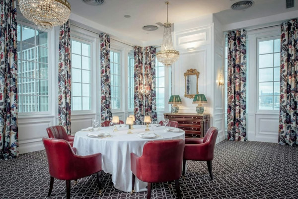 中環好酒好蔡爆集體食物中毒！疑因生醃沙白染諾如病毒