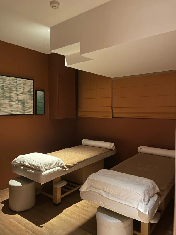 東港城美食水療會（圖片來源：小紅書@安若-）