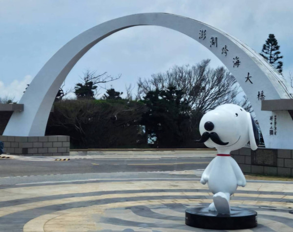 2025澎湖花火節與 《花生漫畫》合作。（圖片來源：Facebook@澎湖國際海上花火節）