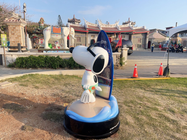 2025澎湖花火節與 《花生漫畫》合作。（圖片來源：Facebook@澎湖國際海上花火節）