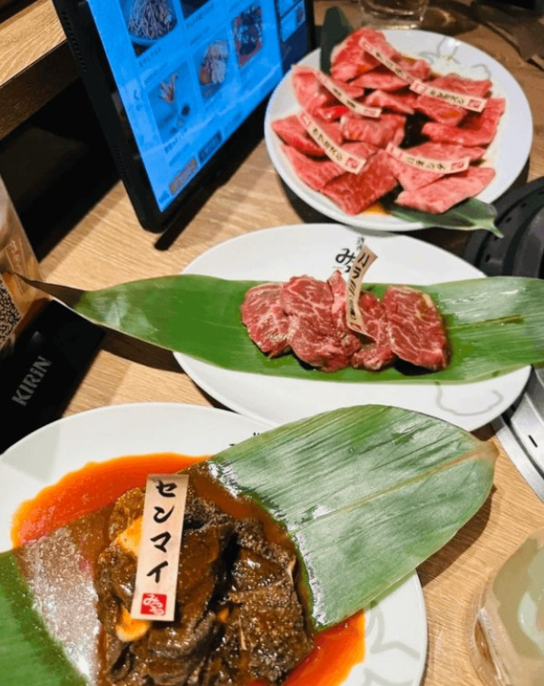 大阪心齋橋最新美食清單 | 必食人氣8選！A5和牛/蟹宴/拉麵 