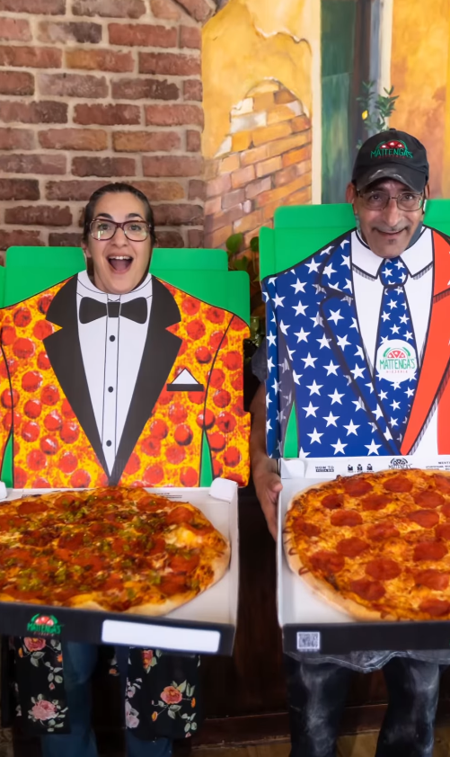 可以穿的Pizza盒？薄餅盒秒變漫畫人物口水肩  一物二用!創意與實用結合 