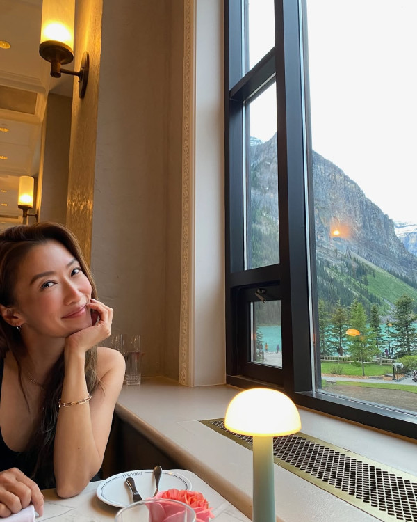 謝婷婷懷胎8個月挺著巨肚照樣打網球 畫面曝光震驚網民：個肚咁大仲打