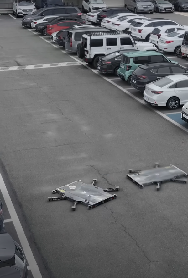 新牌車手救星！韓國研發自動幫你泊車機器人  解放雙手最快30秒完成 
