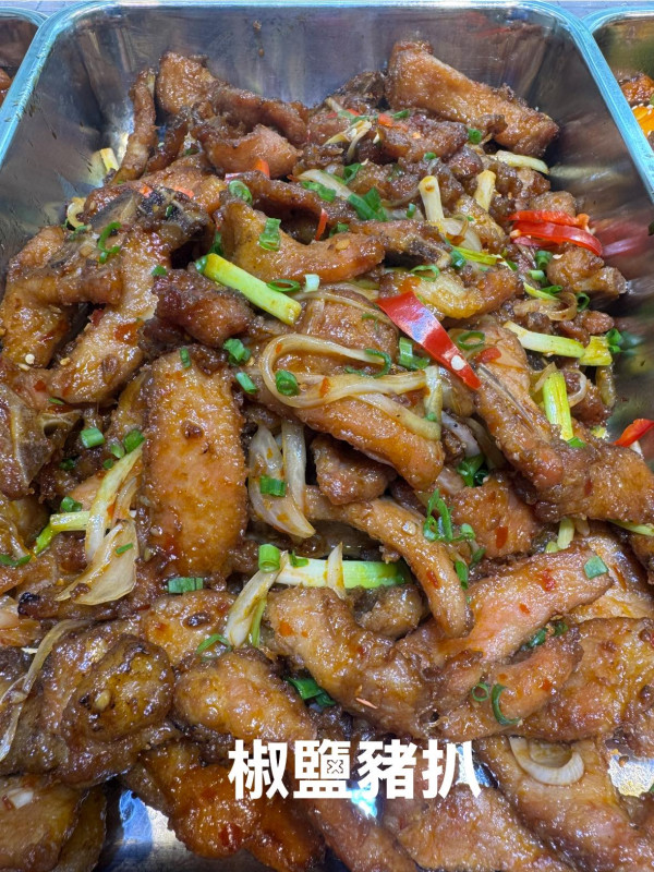 圖片來源：Facebook群組「香港兩餸飯關注組」