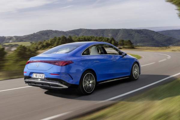 平治全新純電動 CLA 香港接受預訂 重新定義電動車駕馭體驗