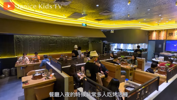 無論是餐廳經營還是食材品質監管，都全權交由他人負責。