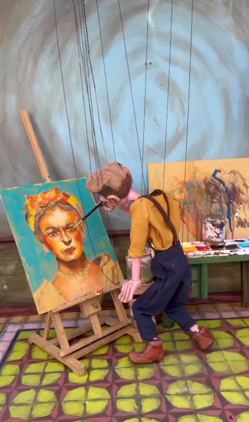 「小木偶畫家」神還原經典名畫！藝術家只靠幾根線控制邊跳舞邊畫畫 