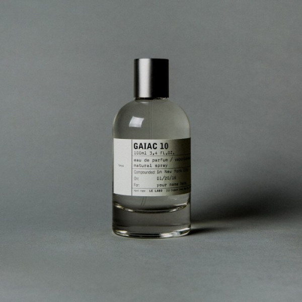 Le Labo 香水推薦|13. Gaiac 10 (東京) – 溫柔沉靜的癒創木詩篇