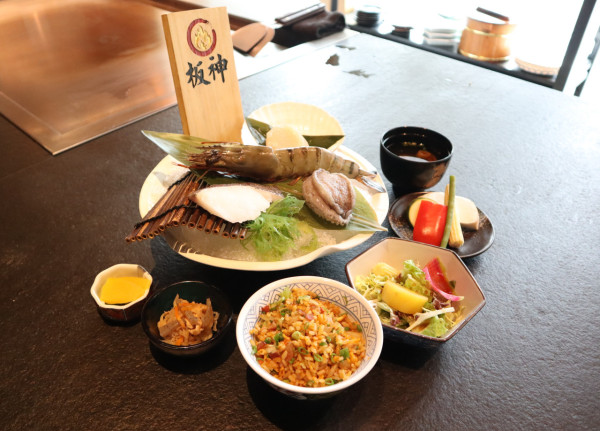 銅鑼灣板神$190起十品鐵板燒 日本A5和牛／帆立貝／大蝦／Ganto雪糕