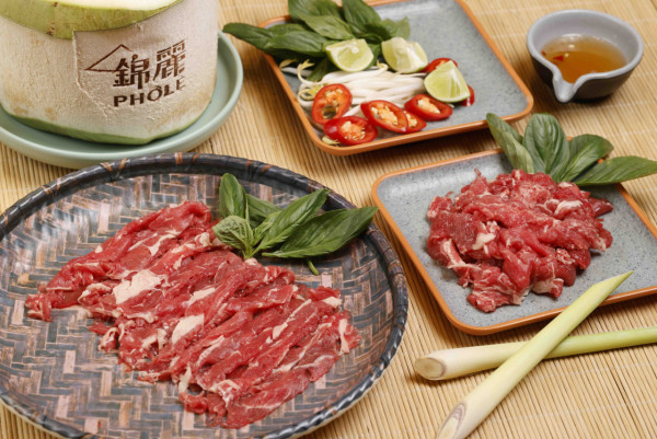 越南餐廳超抵食鮮嫩牛肉粉  復刻手切牛／秘製牛骨湯／自家製牛丸