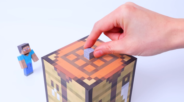 日本創作者用紙和磁鐵打造現實版Minecraft 自由組裝神還原方塊世界!