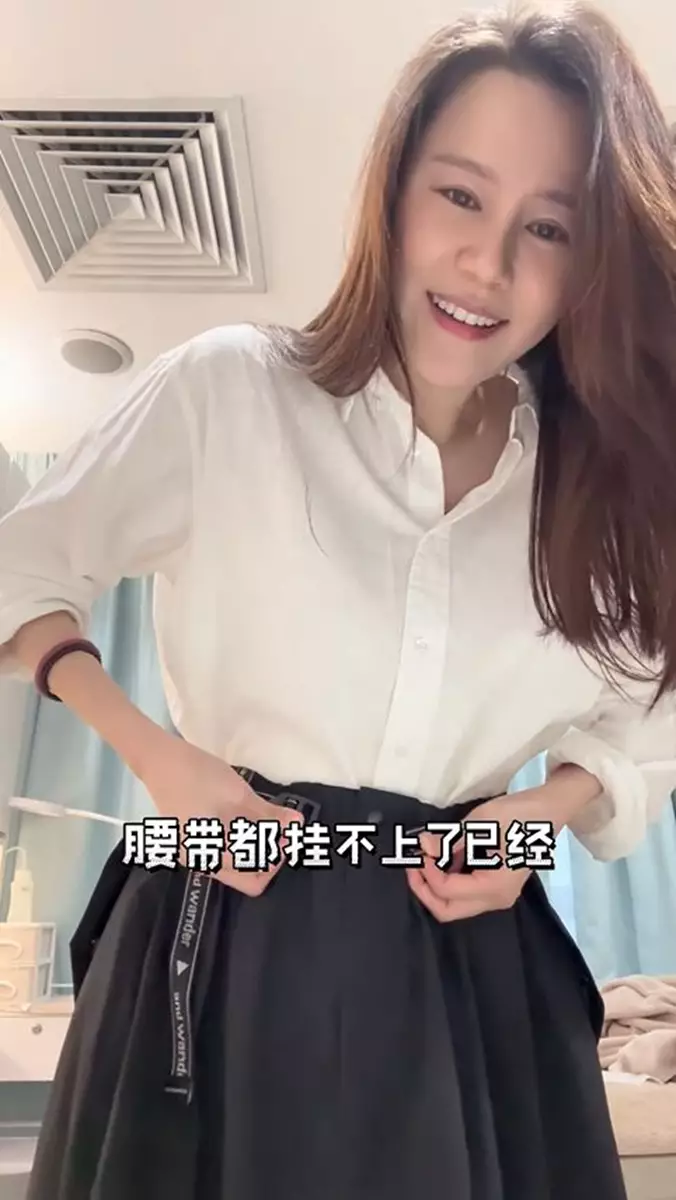 黃翠如大方公開產後體重腰圍！初嘗印尼折疊式紮肚加速收身成果