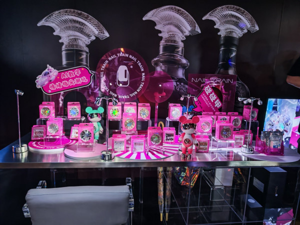 大富豪直擊｜大富豪BBG原址開業 邀請蒼井空剪綵 佔地5萬呎設元宇宙虛擬店大玩會員制線上交友娛樂