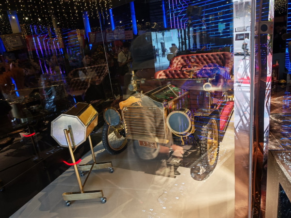 大富豪直擊｜大富豪BBG原址開業 邀請蒼井空剪綵 佔地5萬呎設元宇宙虛擬店大玩會員制線上交友娛樂