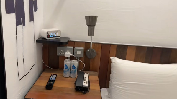 雲南夫婦初遊香港感受文化衝擊 1行為獲香港網民激讚：歡迎再來 