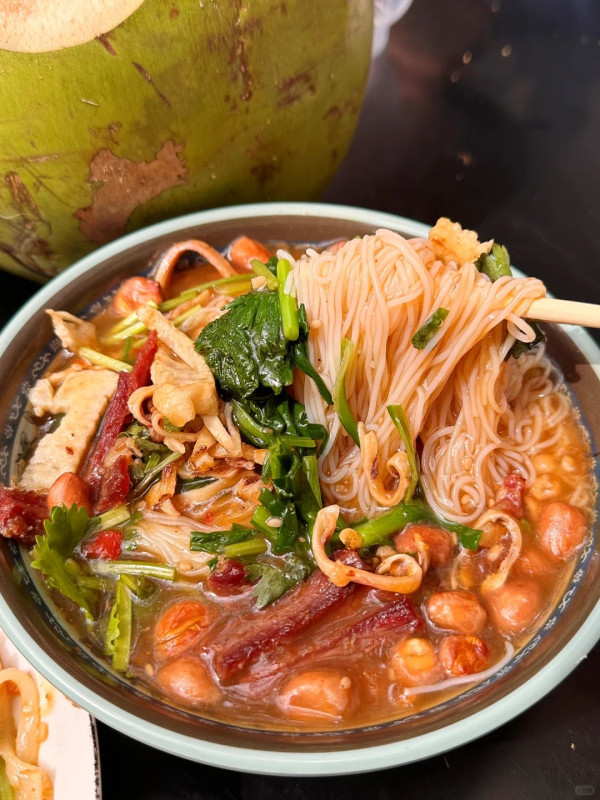 霞姐特色小吃（圖片來源：小紅書＠知食飽）