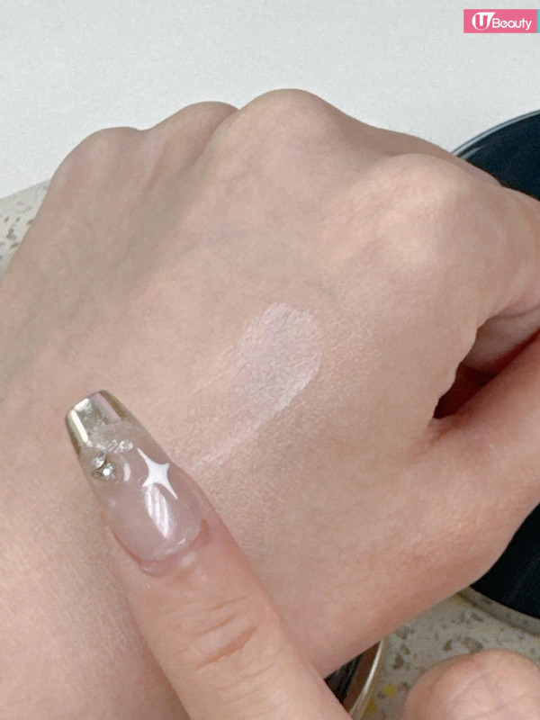 Clé de Peau Beauté 鑽光透亮蜜粉