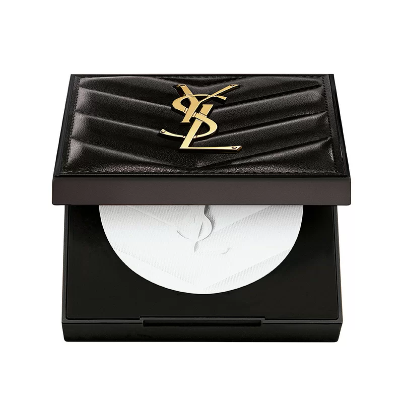 控油碎粉推薦4：YSL 恆時輕透保濕蜜粉