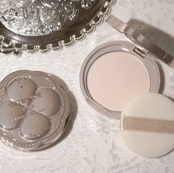 CANMAKE Marshmallow Finish Powder 透亮美肌蜜粉餅