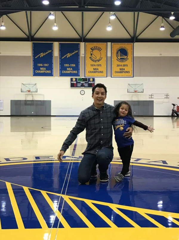 吳彥祖父親節晒多張12歲女兒旅遊近照!完美繼承高顏值!公開美國洛杉磯豪宅!