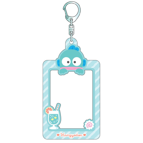 Sanrio 閃卡吊飾（4 款）（$69／件）。